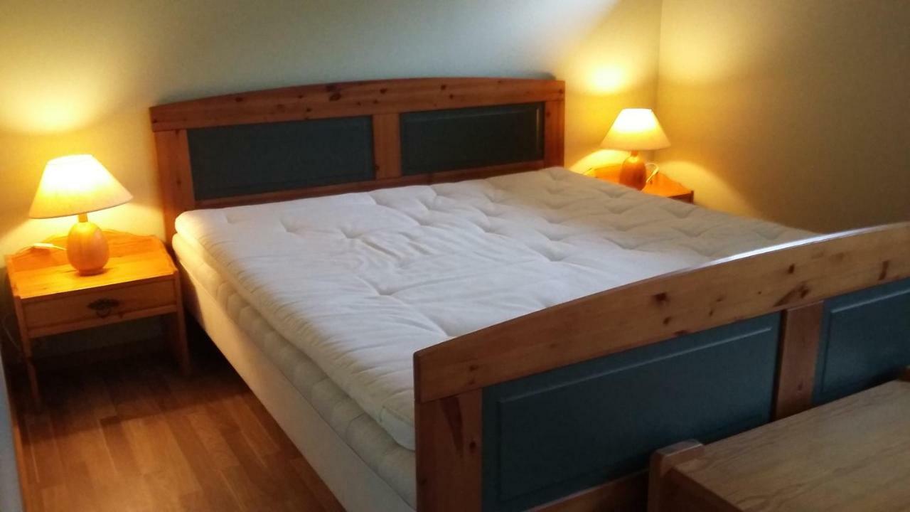 Villa med sjöutsikt Immeln Exteriör bild